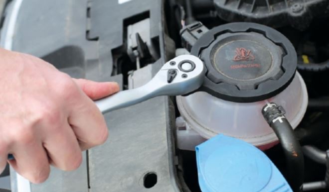 Augleichbehälter Löseschlüssel VAG